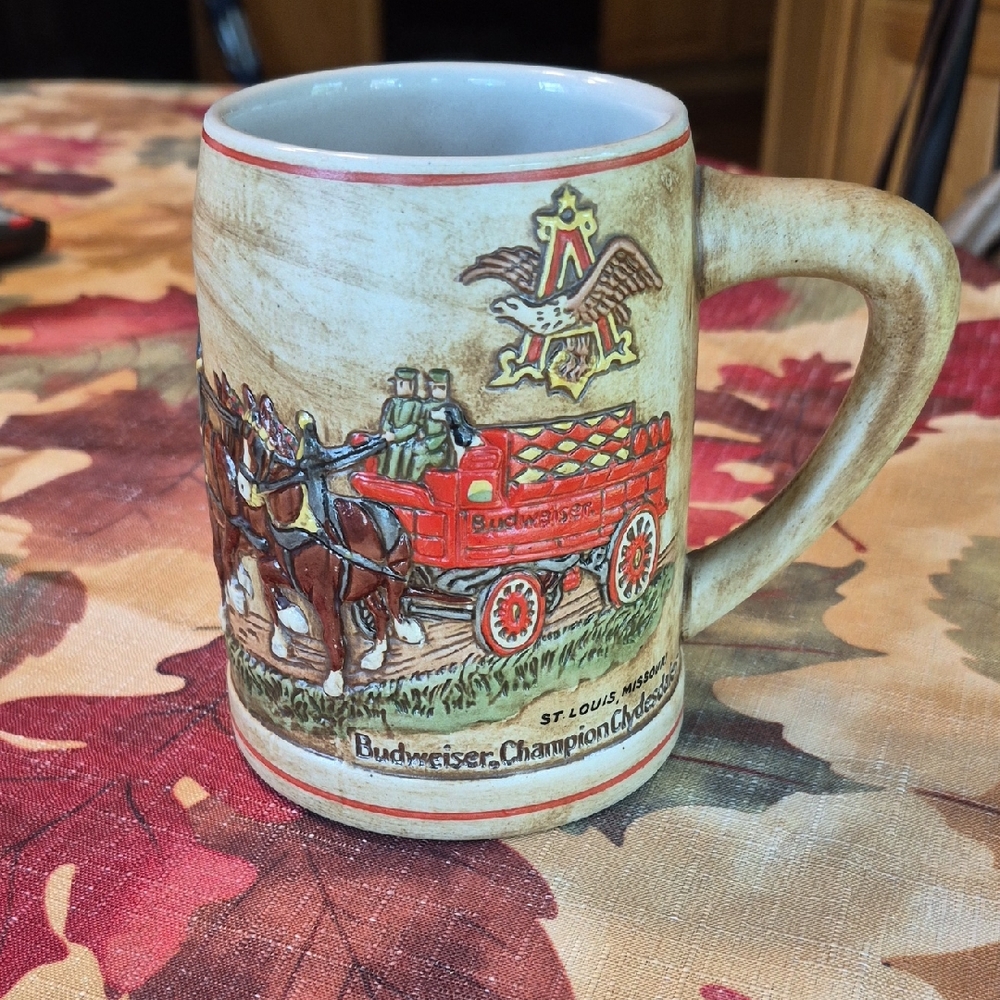Budweiser Clydesdales Mug - Red and Tan Vintage 1970's